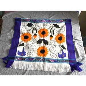 VTG TABLE RUNNER embroidered sunflowers Traditional  Handmade